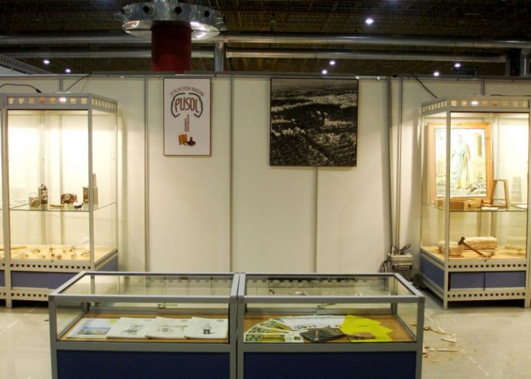 El Museo Escolar de Pusol expone en la feria FIRAMACO 2007