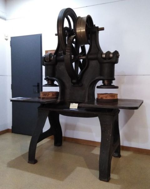 The die cutter of the Pusol School Museum
