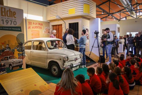 Elche en la década de 1970: El comisariado de la exposición.