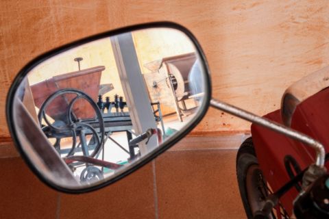 Las colecciones ya ocupan su espacio en la nueva sala