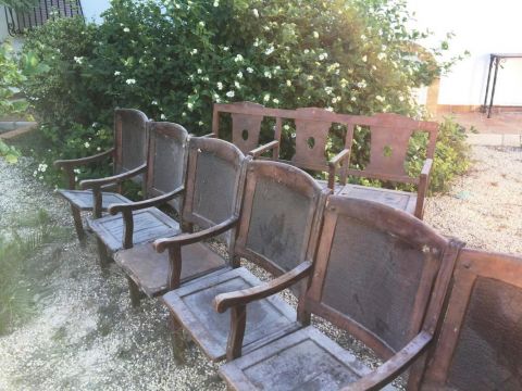 Rescate de antiguas filas de butacas de cine