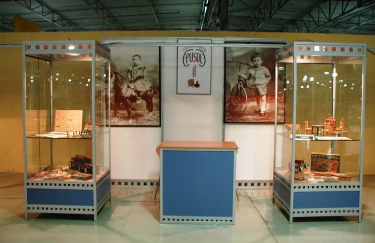El Museo Escolar de Pusol expone en la feria EXPONADAL 2006