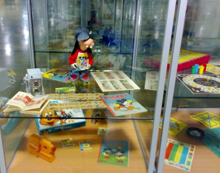 El Museo Escolar de Pusol expone en la feria EXPONADAL 2007