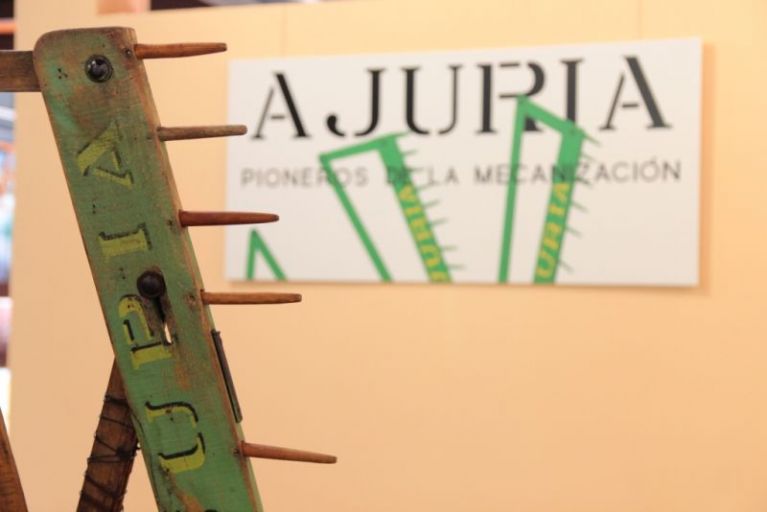“Ajuria. Pioneros de la mecanización”, la nueva exposición temporal del Museo Escolar de Pusol
